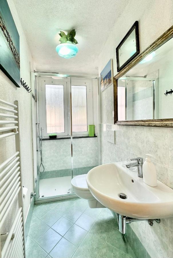 Out Finish Villa Cassi Finale Ligure Exterior foto
